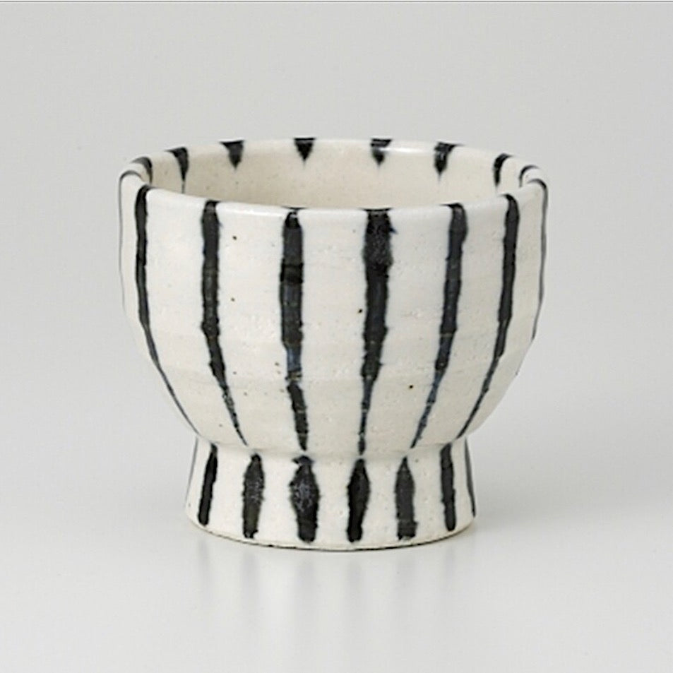 The Japan Collection : Striped teacup