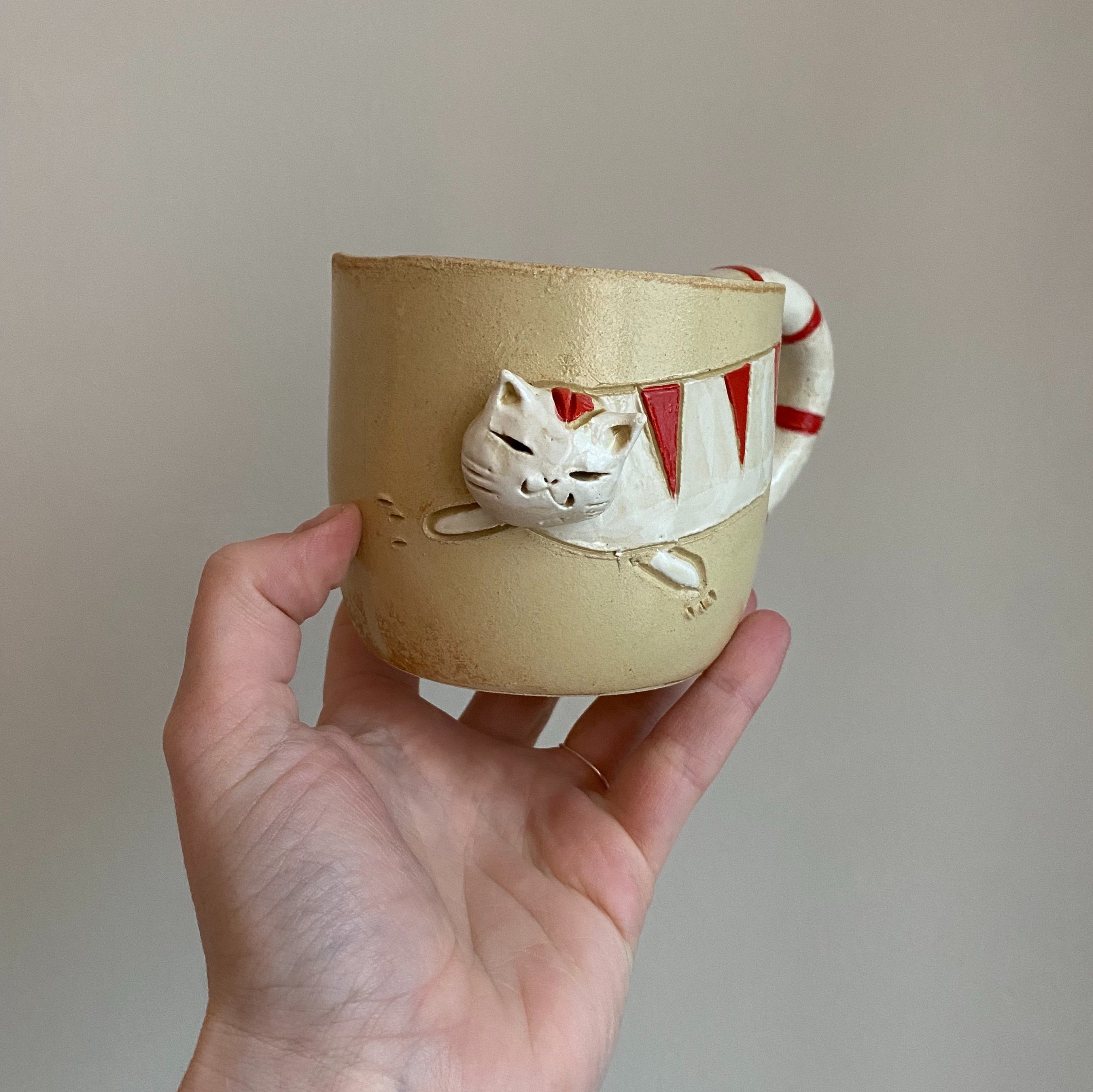 The Japan Collection : Handmade Cat mug with red stripes