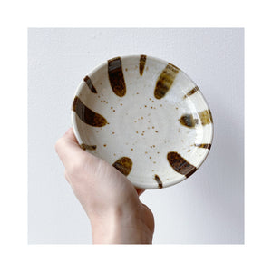 The Japan Collection : Brown striped plate
