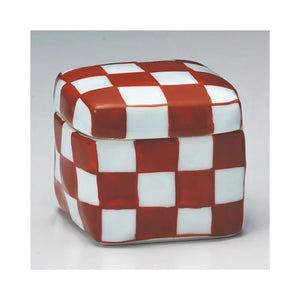 The Japan Collection : Red checkered bonbonniere
